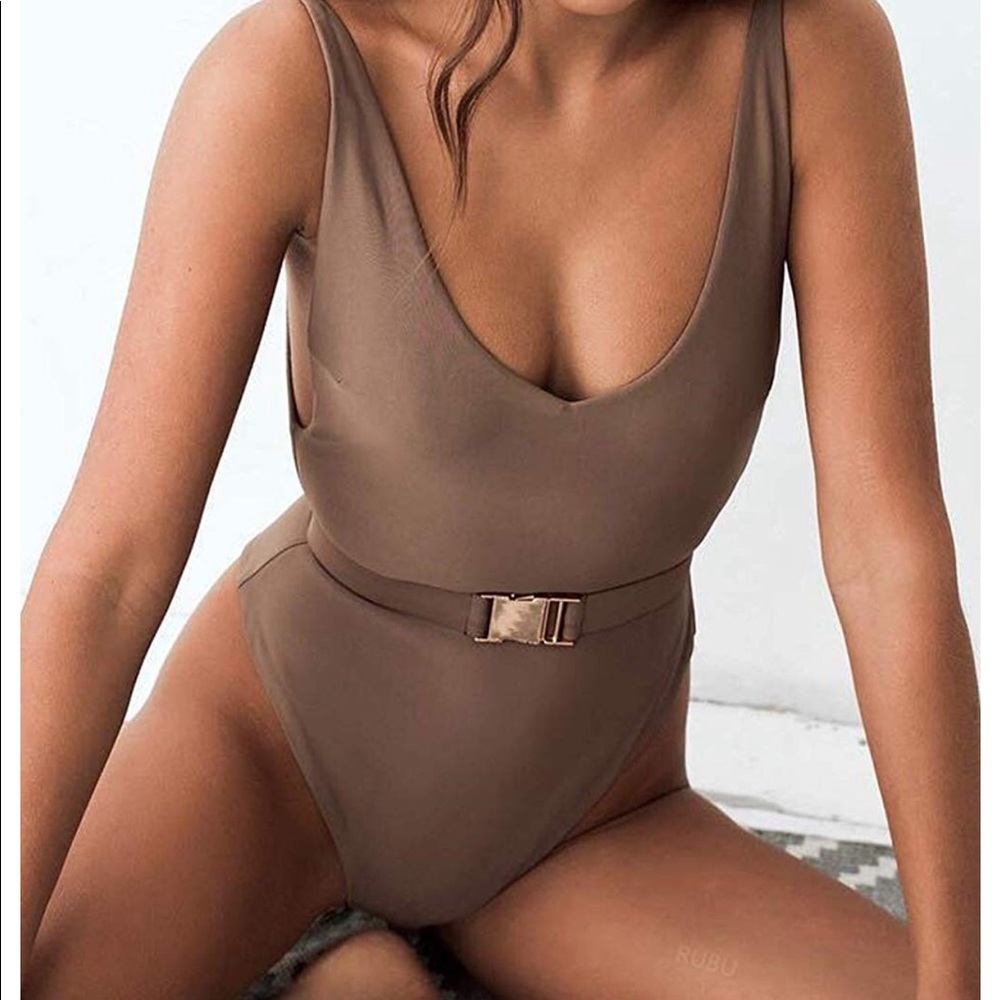 🌸 NEW ONE PIECE SWIMSUIT 🌸